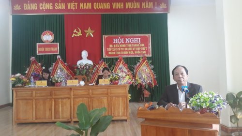 Ông Nguyễn Văn Phát trả lời các ý kiến của tri.JPG